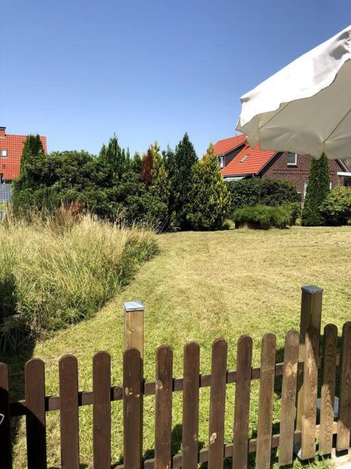 "Kleine 4" Idyllisches Tinyhouse An Der Nordsee Norden Buitenkant foto