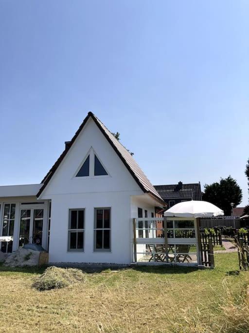 "Kleine 4" Idyllisches Tinyhouse An Der Nordsee Norden Buitenkant foto