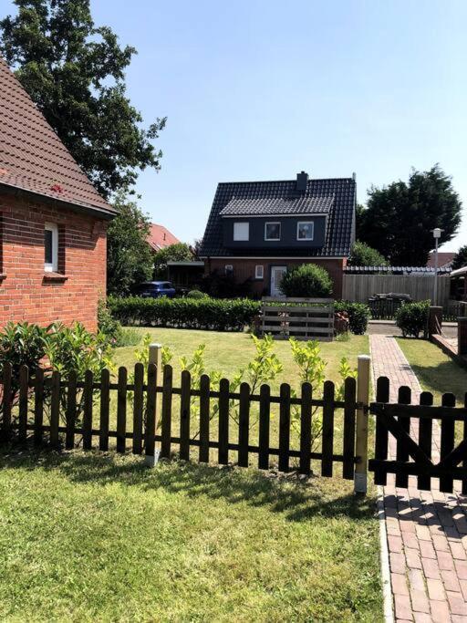 "Kleine 4" Idyllisches Tinyhouse An Der Nordsee Norden Buitenkant foto